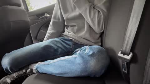 Sondages online show from December 7, 12:18 pm