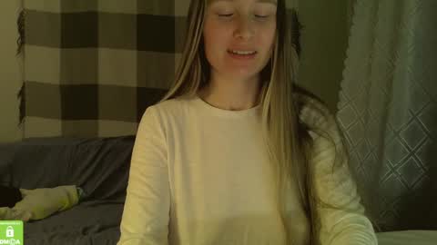 Mary online show from December 23, 8:57 pm