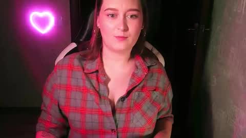 Snapshot of sonibear chatting on September 17, 11:41 pm OksiFels online show from September 17, 11:41 pm