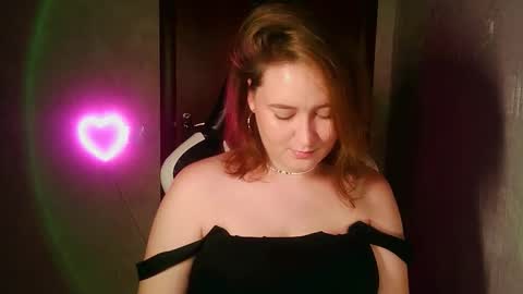 Snapshot of sonibear chatting on September 11, 11:06 pm OksiFels online show from September 11, 11:06 pm