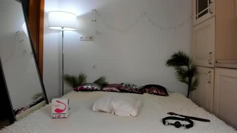 SONIA online show from March 12, 3:18 pm