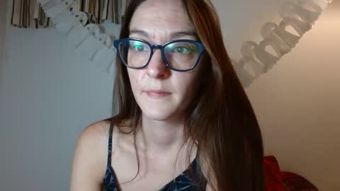 SonyaSays online show from October 14, 1:41 am