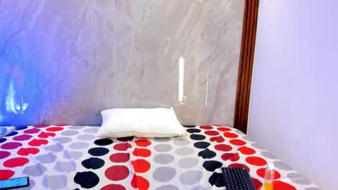 Sol Luna online show from February 20, 1:46 pm