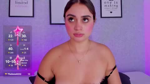 Sophia online show from December 1, 8:51 pm