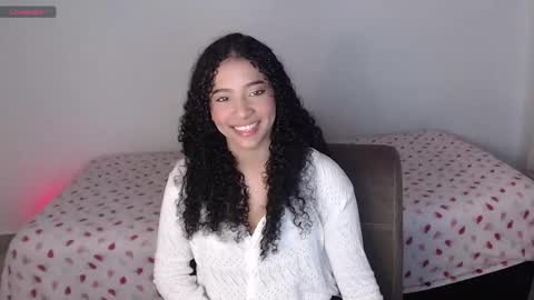 Snapshot of sophi_baby chatting on October 22, 4:26 am Sophi baby online show from October 22, 4:26 am