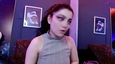 Snapshot of sophia_dk chatting on March 4, 1:49 pm sophia hottie online show from March 4, 1:49 pm