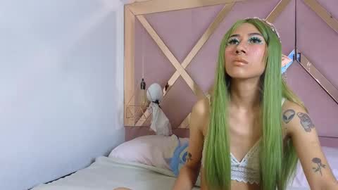 Sophia Grand online show from November 1, 5:17 am