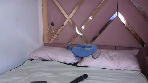 Sophia Grand online show from September 25, 6:20 am