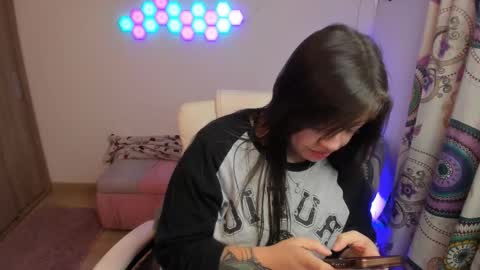sophia_grants online show from February 21, 1:41 am