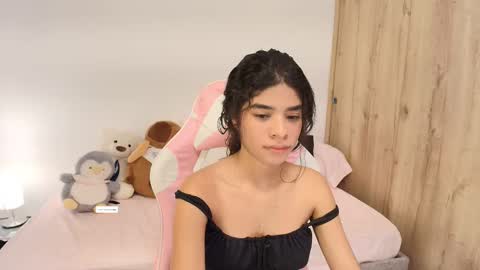 Sophia Storm online show from February 18, 2:22 am