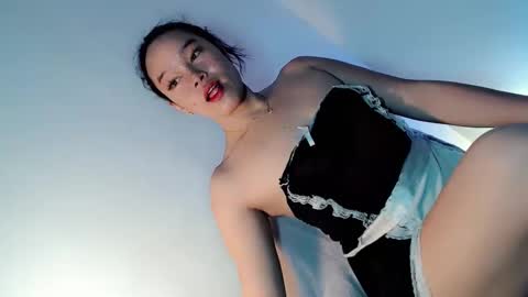 sophia_walker18 online show from February 7, 8:28 am