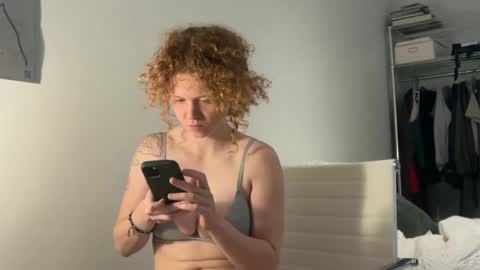 sophie21xoxo online show from October 26, 4:06 pm