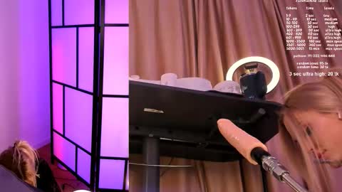 Sophie online show from October 20, 3:28 pm