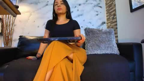 Snapshot of sophie_littles chatting on October 4, 12:47 pm Sophie online show from October 4, 12:47 pm