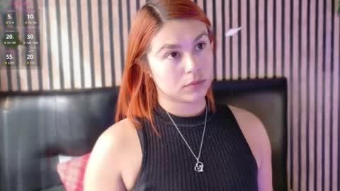 Snapshot of sophie_new25 chatting on October 20, 12:54 pm sophie_new25 online show from October 20, 12:54 pm