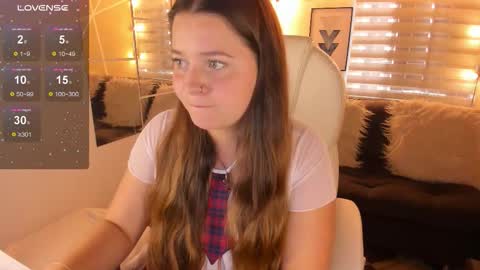 Sophie  online show from March 30, 1:44 pm