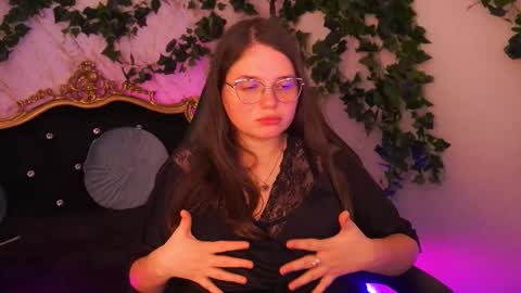 sophieedreams online show from December 2, 11:14 pm
