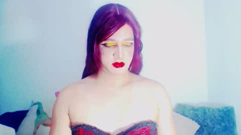 sophiehillsxo online show from January 16, 4:10 am