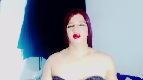 sophiehillsxo online show from February 15, 5:21 am