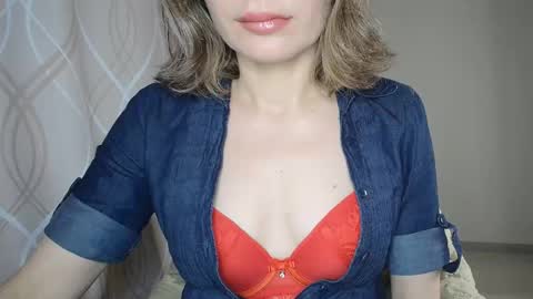 Sophiemisss online show from November 7, 7:44 am