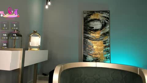 Sophie  Palmer online show from October 27, 1:33 pm