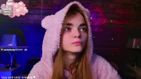 Snapshot of sophiesuvi chatting on December 6, 2:11 pm Sophie and my bestie Mandy online show from December 6, 2:11 pm