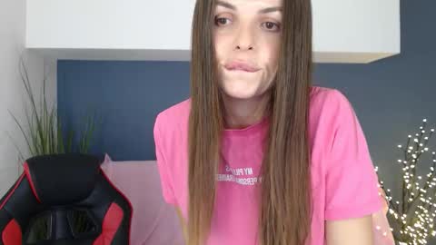 Snapshot of sophiiastarr chatting on September 26, 7:16 am sophiiastarr online show from September 26, 7:16 am