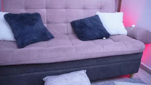 Sophiie online show from April 21, 3:13 am