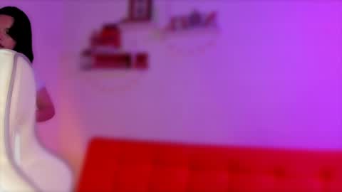 Sophiie Williams online show from December 20, 6:19 am