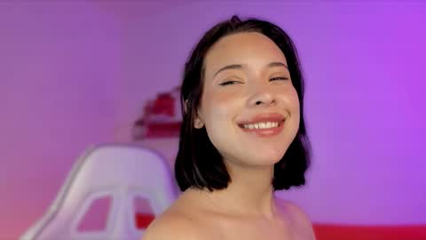 Sophiie Williams online show from December 21, 8:28 am