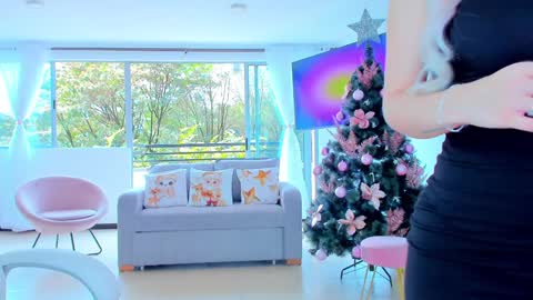 YULITZA online show from December 26, 3:31 pm