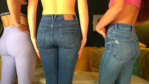 Sophydiva online show from November 29, 6:21 am