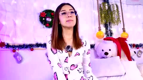 Sophie online show from December 22, 12:34 pm