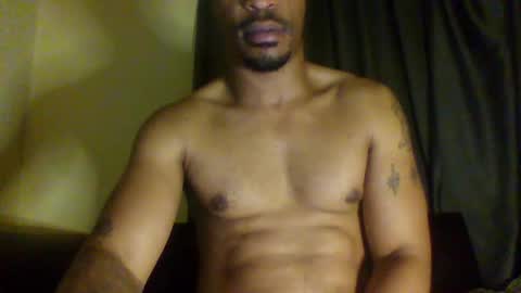 Snapshot of soullov chatting on October 1, 4:28 pm soullov - TotalOutPlayer1 Twitter and Onlyfans online show from October 1, 4:28 pm