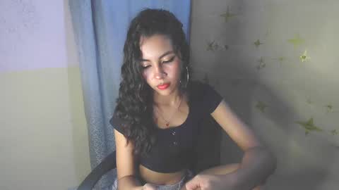 Snapshot of soy_miauhg chatting on September 19, 7:34 am Miauhg online show from September 19, 7:34 am