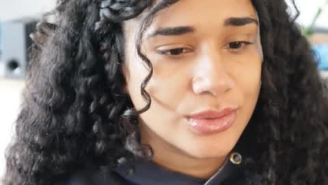 You want to talk to me more personal follow me in My Channel VIP  50 the discount       online show from October 17, 1:59 pm