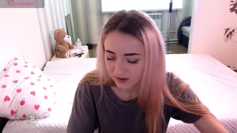 space danger online show from March 25, 10:00 am