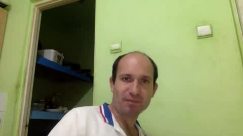 Snapshot of sparei7 chatting on October 24, 9:59 pm Snaiky online show from October 24, 9:59 pm