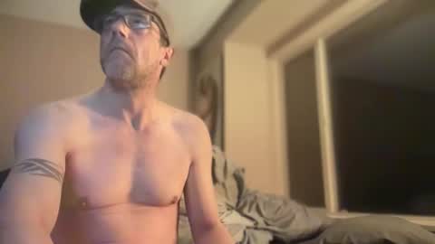 Dad online show from February 25, 8:07 am