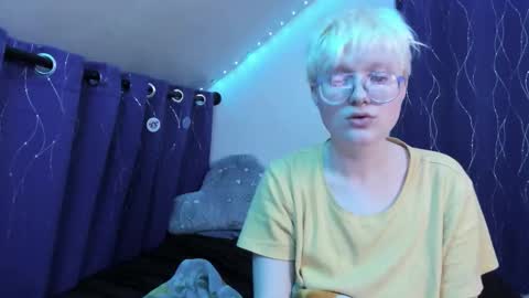 Atticus Pendragon online show from November 30, 8:10 am