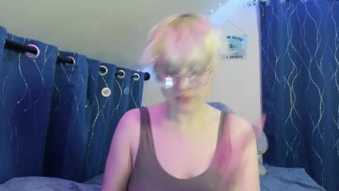 Atticus Pendragon online show from February 22, 4:05 am