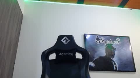     online show from December 22, 5:36 am