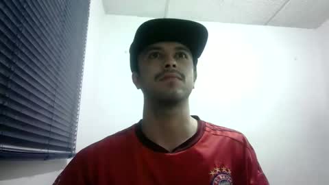 sperm_donor94 online show from October 23, 3:41 am