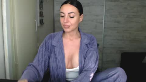 Carla online show from April 22, 2:57 pm