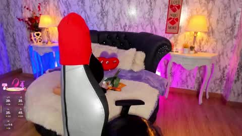 Snapshot of spicyamelia chatting on February 20, 5:09 pm Amelia GTM-5 817 IG Spicychoco am online show from February 20, 5:09 pm