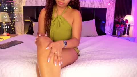 Snapshot of spicyamelia chatting on September 25, 4:14 pm Amelia GTM-5 817 IG Spicychoco am online show from September 25, 4:14 pm