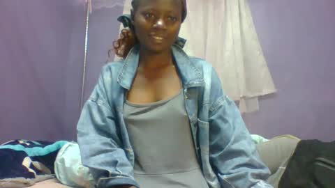 Snapshot of spicyit2 chatting on October 27, 1:38 am Ebony Spicy online show from October 27, 1:38 am