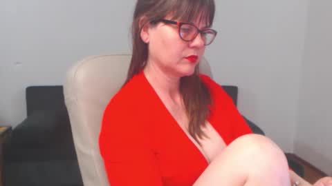 Jade online show from April 13, 6:12 pm