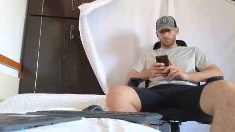 Marco. When Im offline you can view premium content in bio online show from September 17, 9:13 am