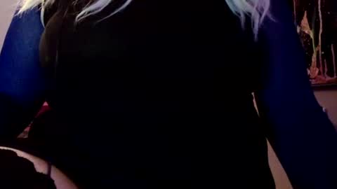 Vanessa Spade online show from October 17, 11:58 am